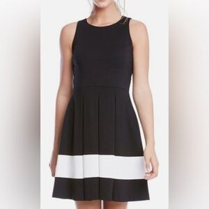 Karen Kane Black/White Striped Stretch Knit Fit & Flare Dress, M